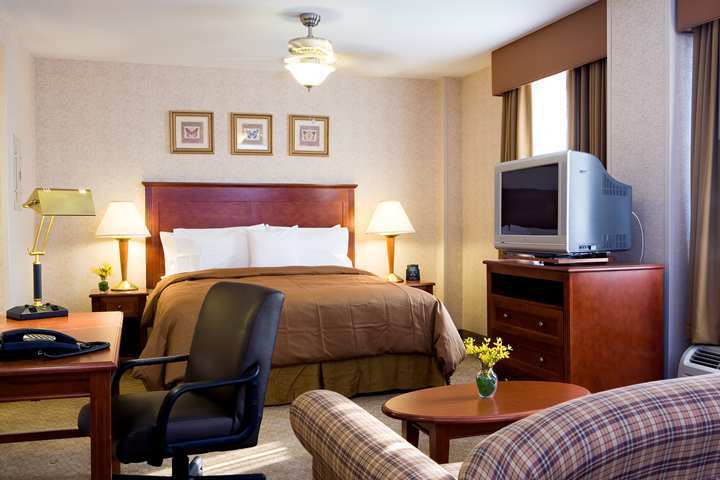 Homewood Suites By Hilton Hartford Downtown Room photo
